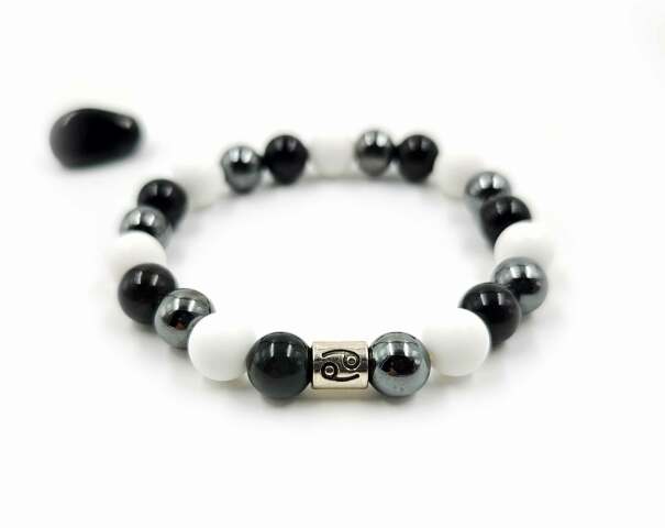 Rák ónix, hematit, matt kagyló karkötő